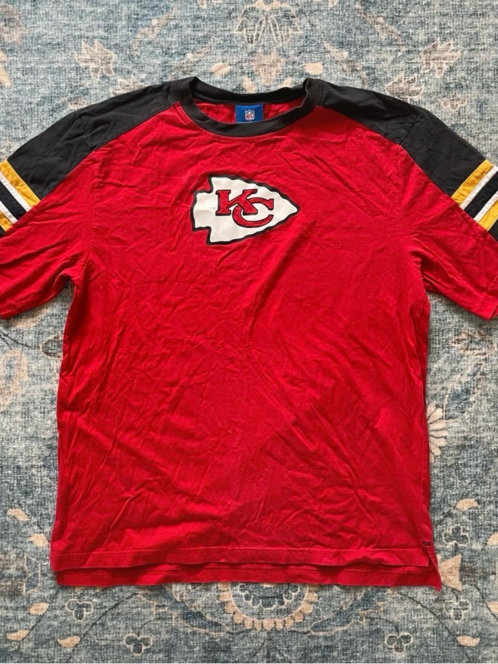 NFL Kansas City Chiefs Red & Black Raglan Tee